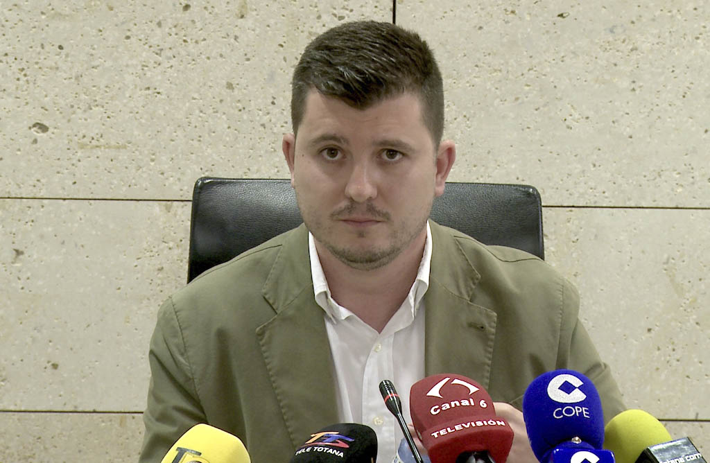 El Ayuntamiento de Totana dej� en el caj�n 6,4 millones de euros el a�o pasado 